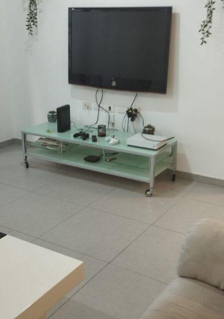 דרוש שותף לדירה ברחוב אהבת אדם 36 בכפר יונה